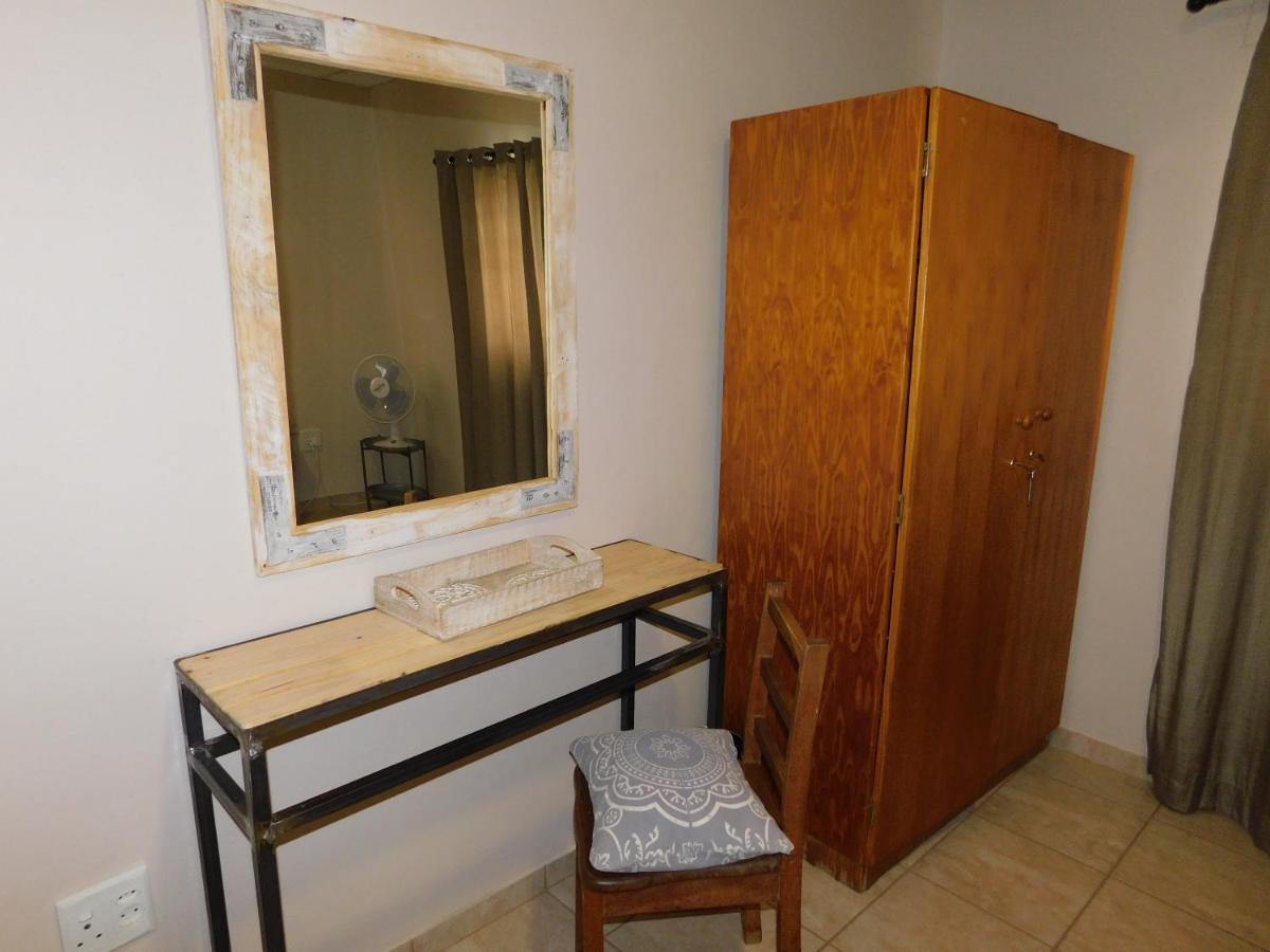 Grootfontein Meteorite Rest Camp酒店 外观 照片