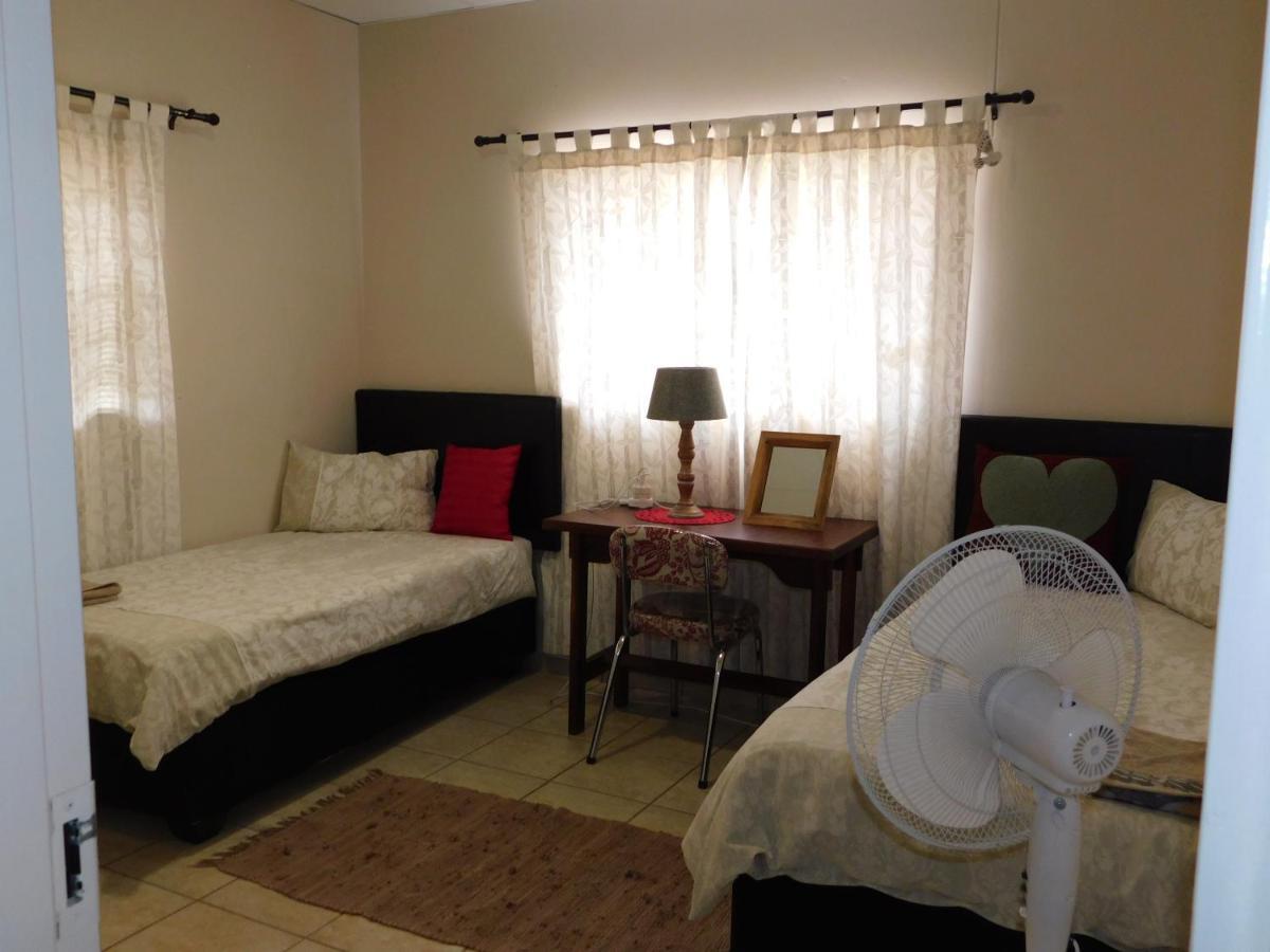 Grootfontein Meteorite Rest Camp酒店 外观 照片
