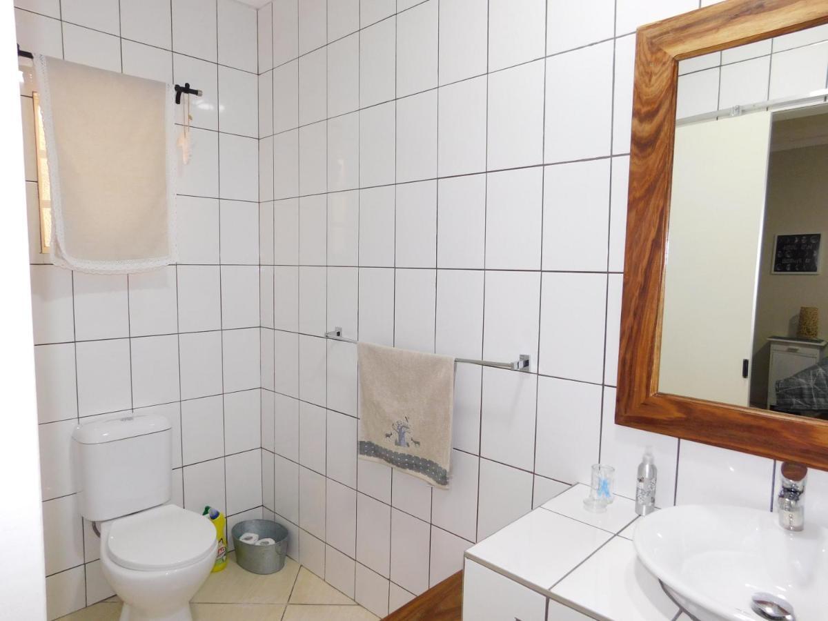 Grootfontein Meteorite Rest Camp酒店 外观 照片