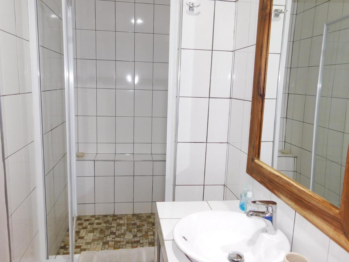 Grootfontein Meteorite Rest Camp酒店 外观 照片